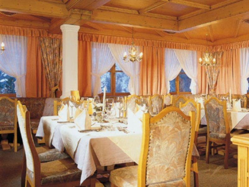 Hotel Troschana Flirsch Exterior foto